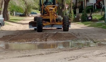 LA DIRECCIN DE CORRALN CONTINUA CON LOS TRABAJOS CONSTANTES EN LA REPARACIN DE CALLES DE LA CIUDAD